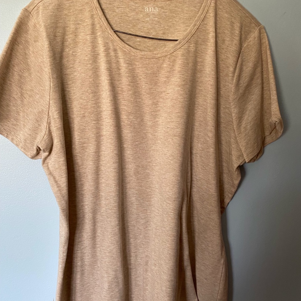 Heather tan crew neck by A.N.A. Sz XL condition NWOT excellent MINT NEW